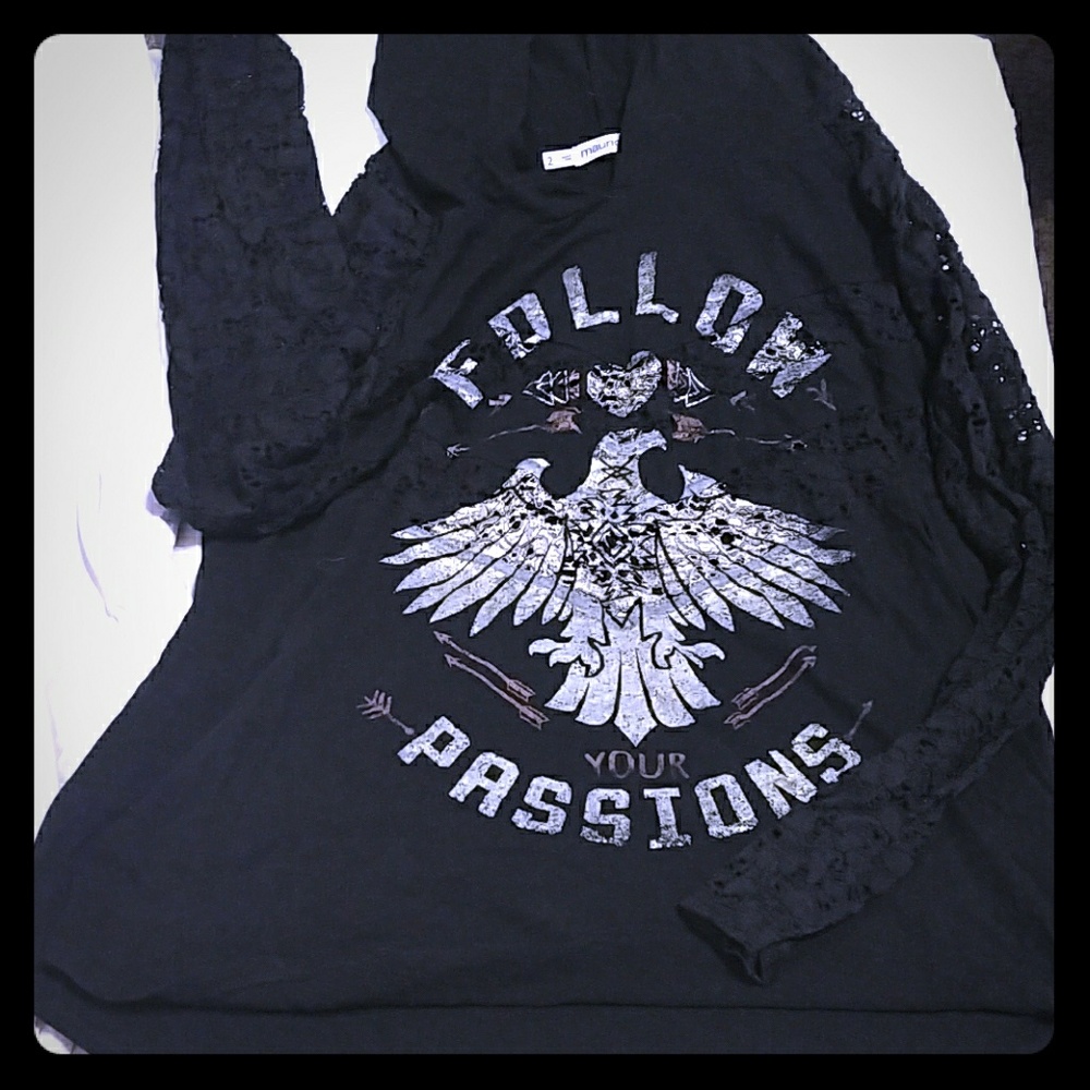 Long sleep Maurices Black graphic shirt